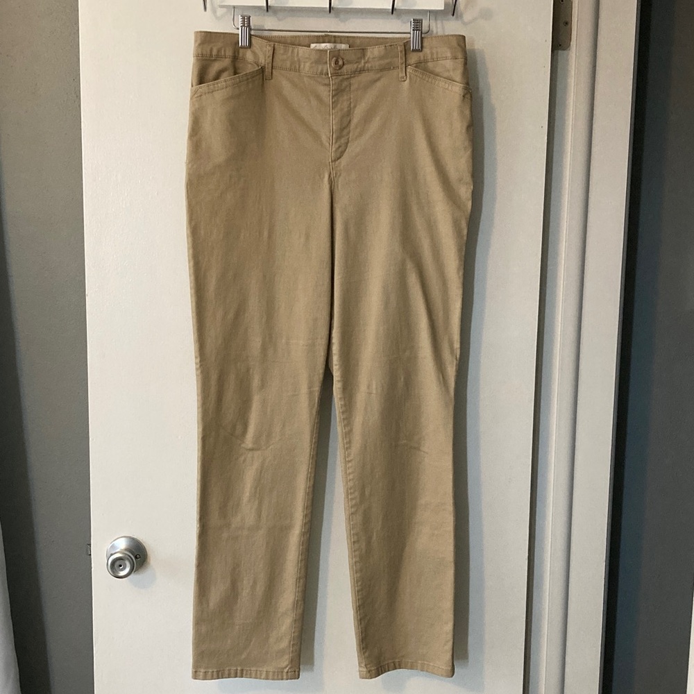 Glory Vanderbilt, khaki unltd, like new
